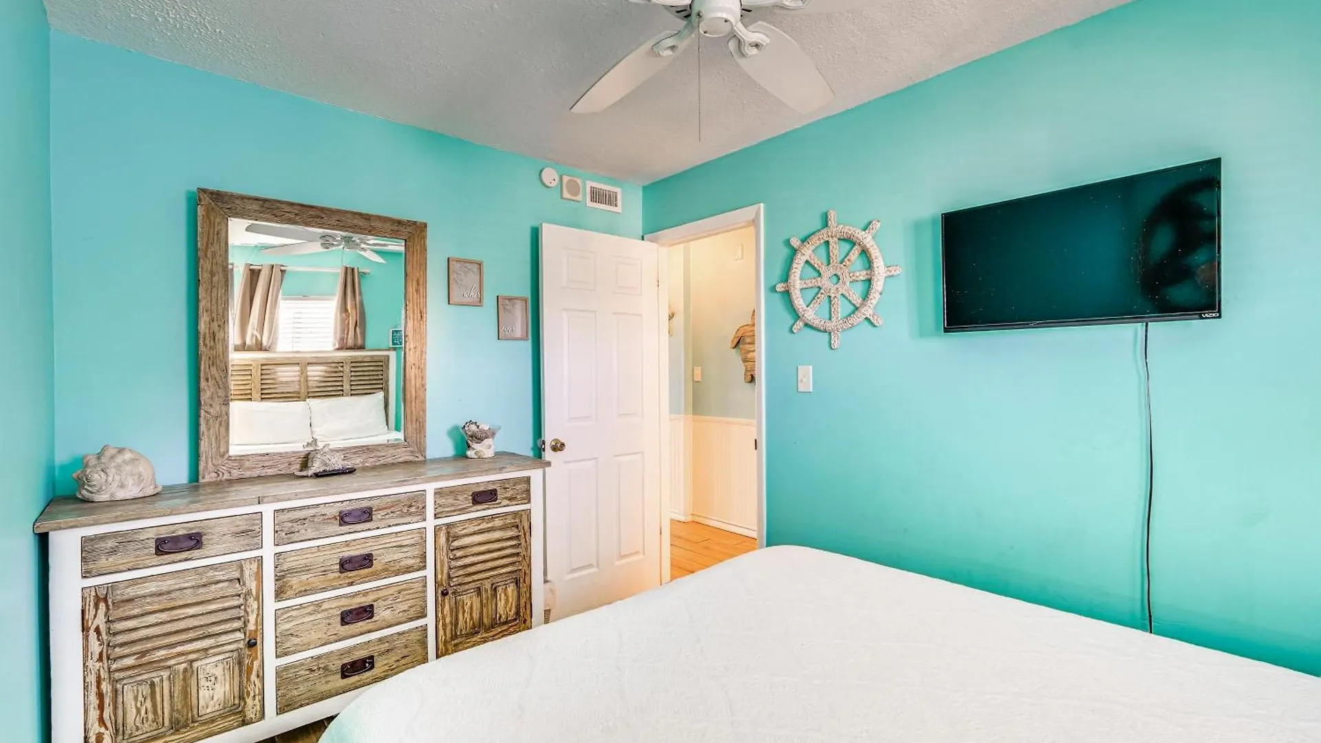 Апартаменты Panama City Beach Vacation Rental With Ocean Views!